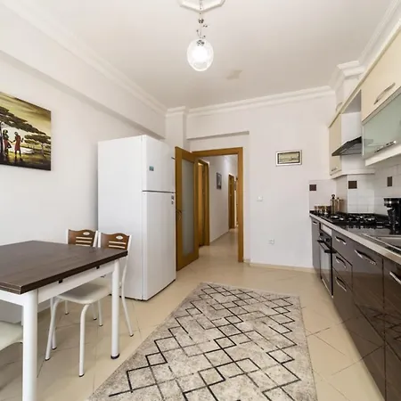 דירה Flat With Sea View 5 Min To In